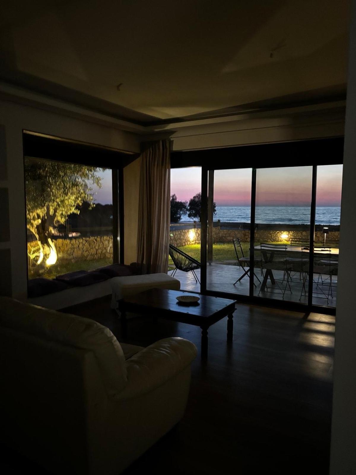 Olivomare Villa Kyparissia Luaran gambar